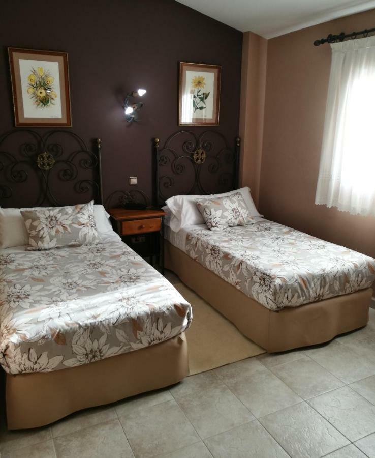Posada Del Camino Real Torrelaguna エクステリア 写真