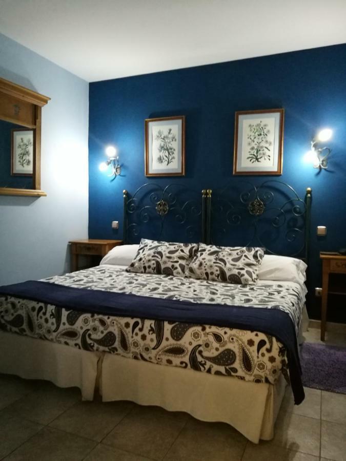 Posada Del Camino Real Torrelaguna エクステリア 写真