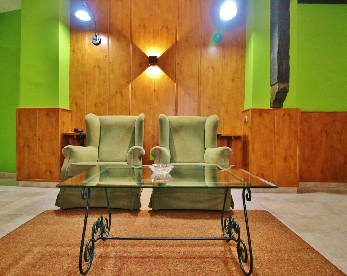 Posada Del Camino Real Torrelaguna エクステリア 写真