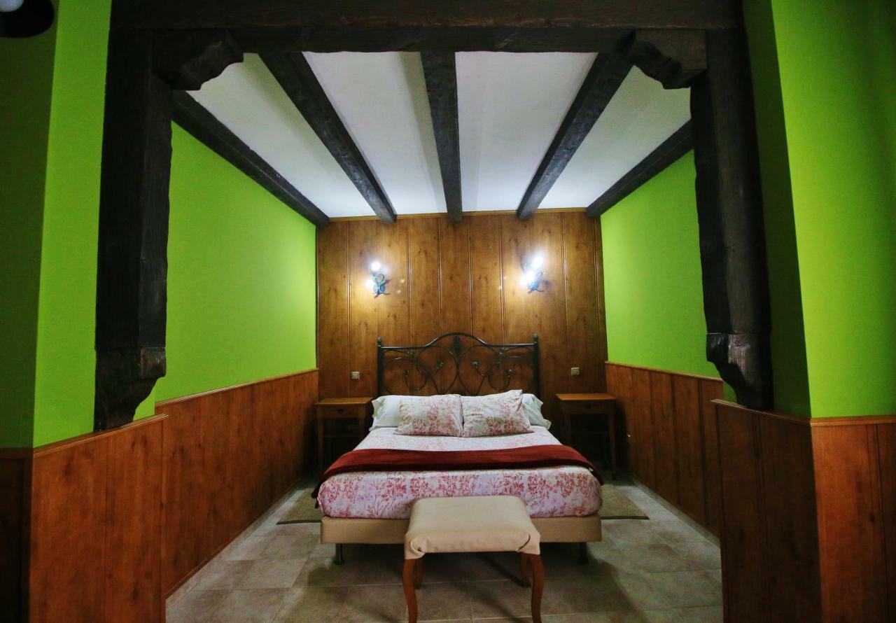 Posada Del Camino Real Torrelaguna エクステリア 写真